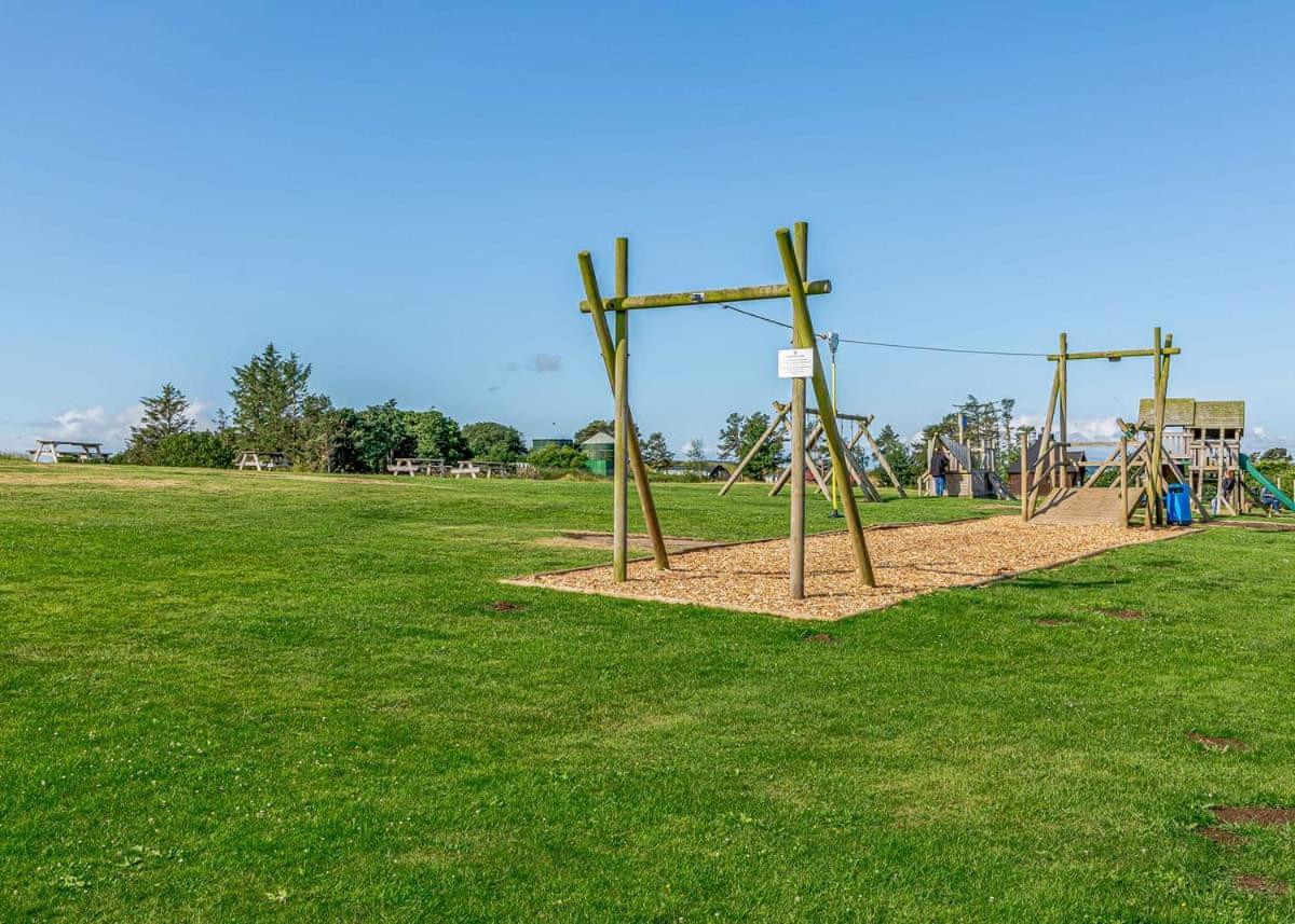 Waren Caravan Park Bamburgh Ngoại thất bức ảnh