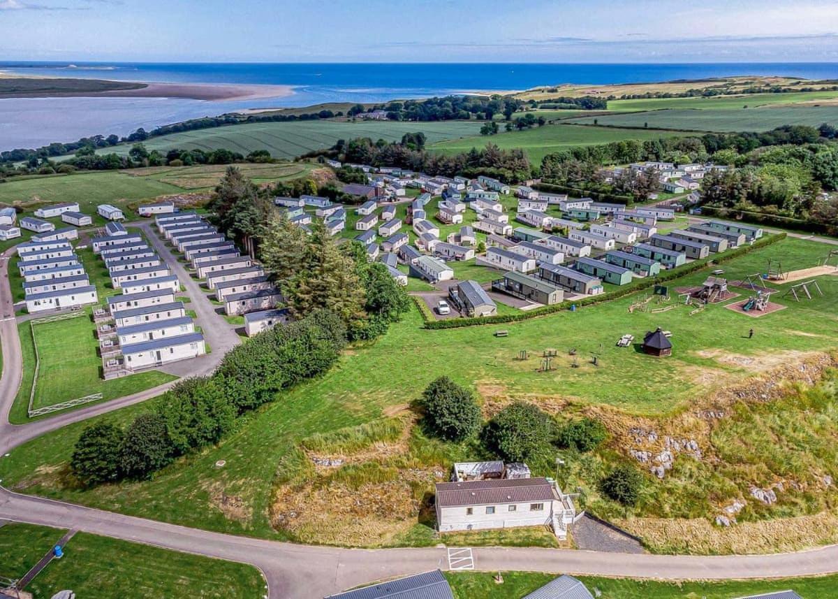 Waren Caravan Park Bamburgh Ngoại thất bức ảnh