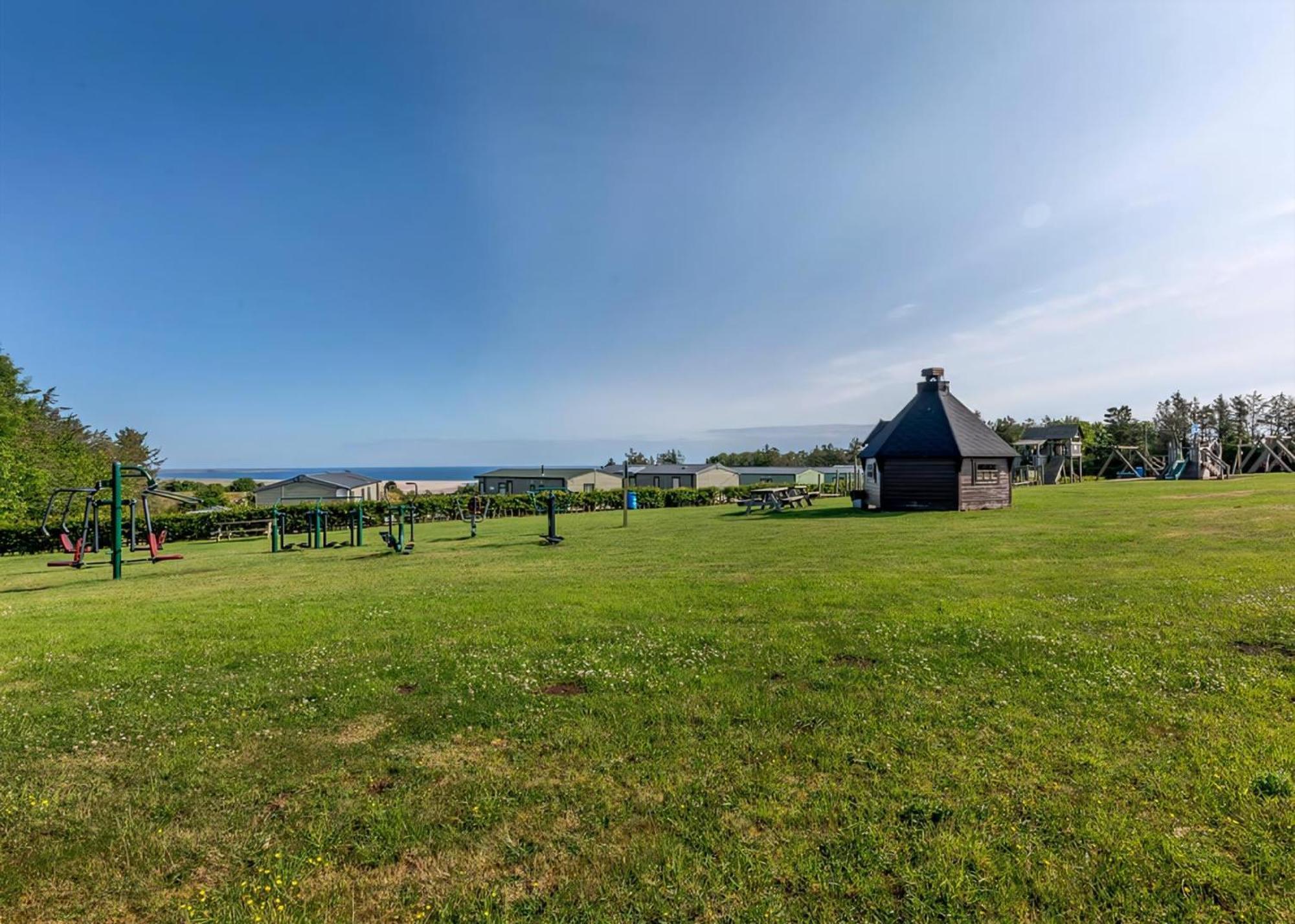 Waren Caravan Park Bamburgh Ngoại thất bức ảnh